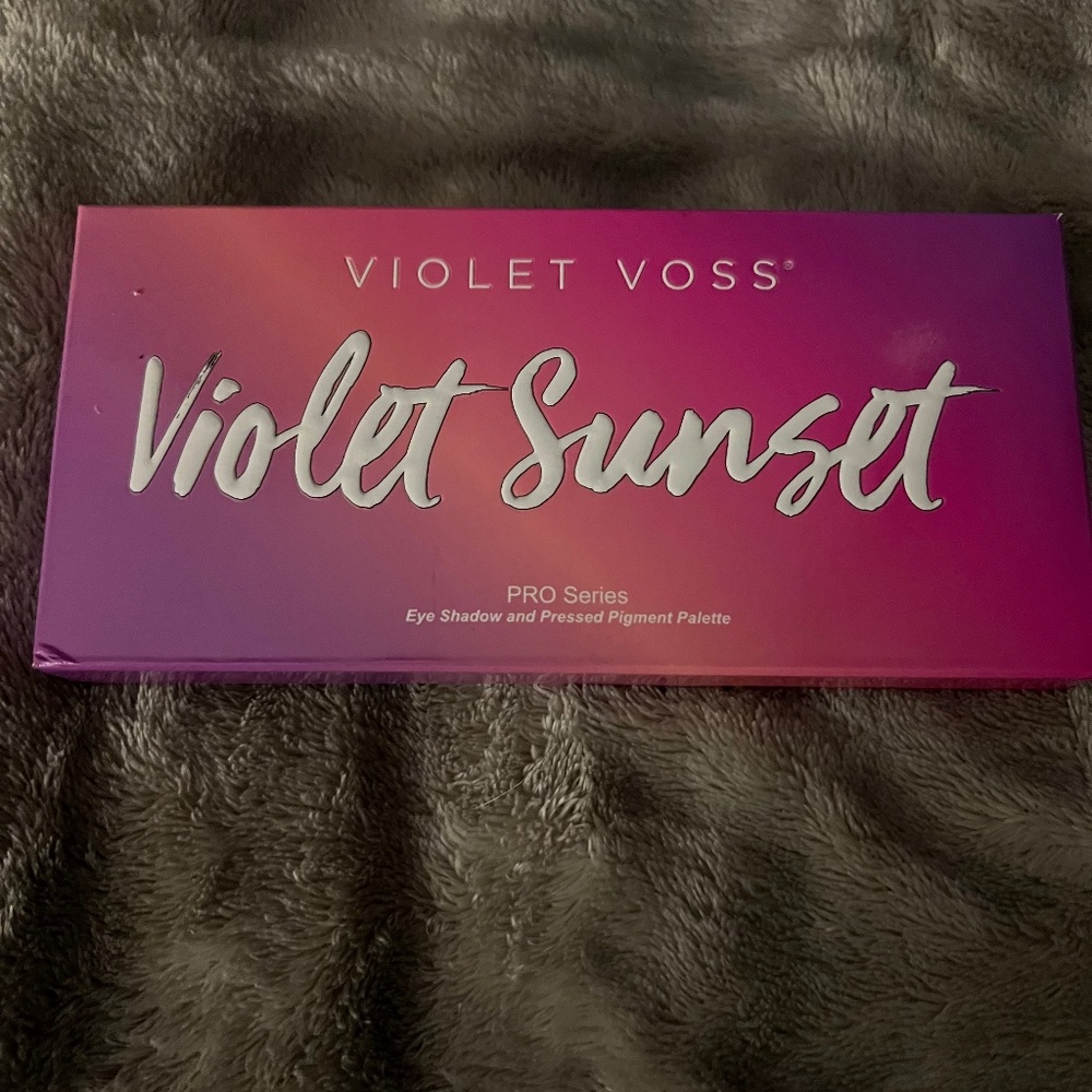 Violet Voss - Violet Sunset eyeshadow palette